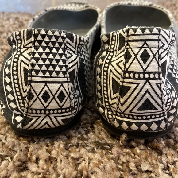 ❤️ 5/$25 - Mossimo ballet slip-on shoes - Sz 8 - Picture 5 of 7